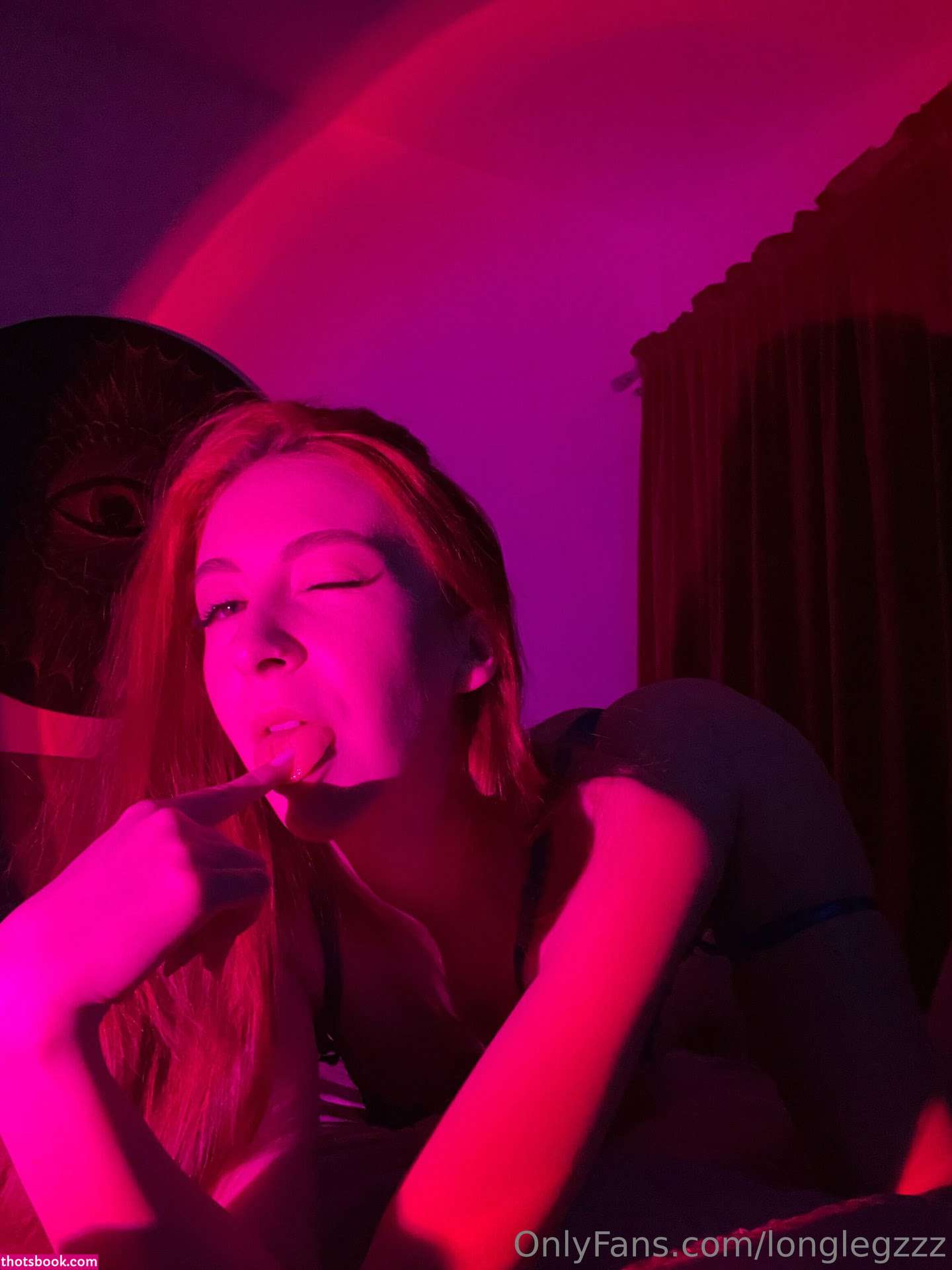 Longlegzzz Photo #38