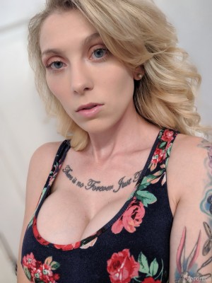 Veronica Marzzz Photo #140