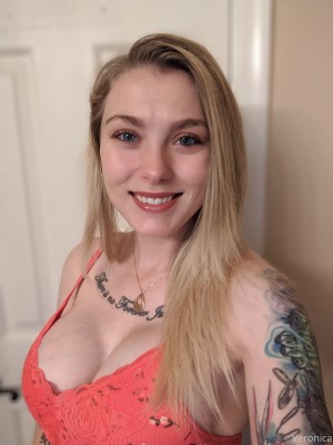 Veronica Marzzz Photo #220