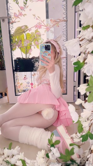 Lunabunny Photo #365