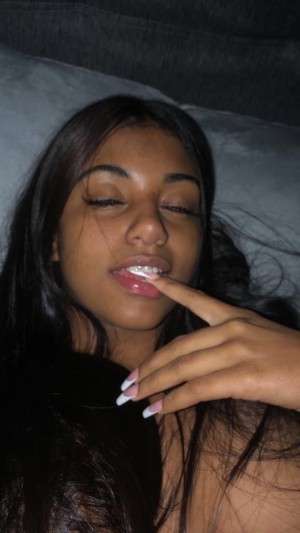 Juliethoflreal Photo #73