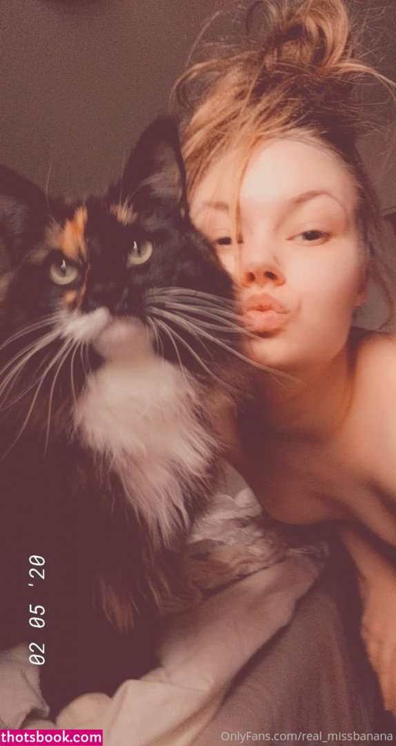 Miss Banana Photo #72