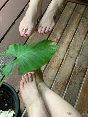 Miss Flora Femdom Photo #52