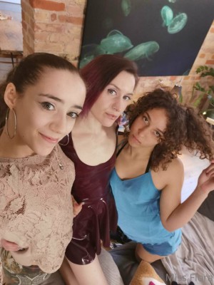 Miss Flora Femdom Photo #60