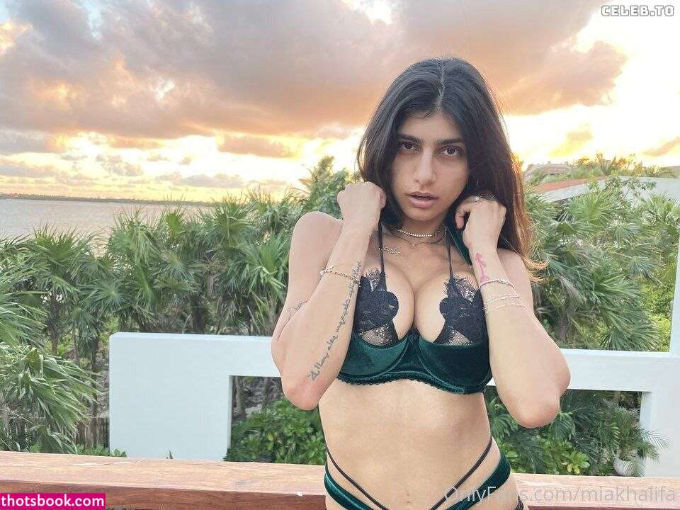 Mia Khalifa Photo #820