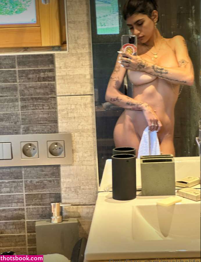 Mia Khalifa Photo #859