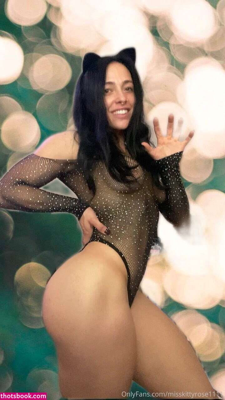 Misskittyrose1111 Photo #1