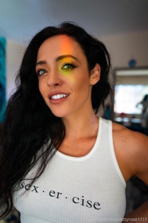 Misskittyrose1111 Photo #39