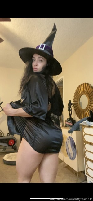 Misskittyrose1111 Photo #99