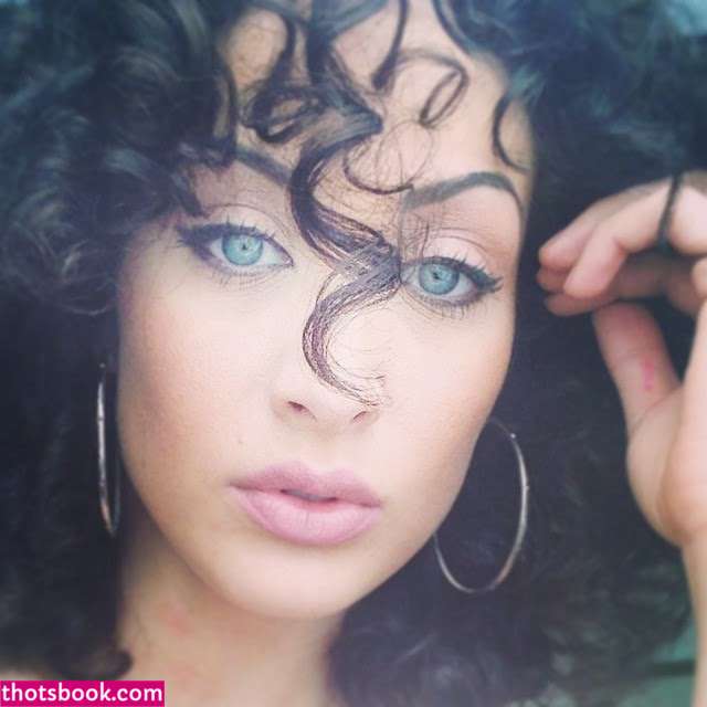 Lisa Mason Photo #13