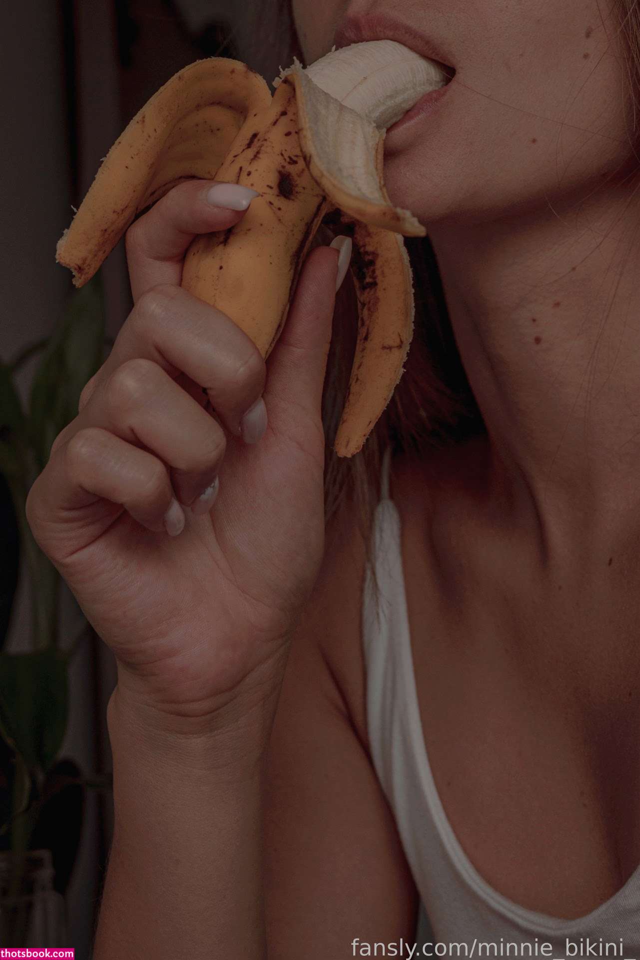 Minnie Bikini Photo #176