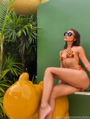 Minnie Bikini Photo #194