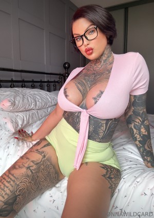 Donna Wildcard Photo #766