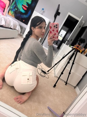 Strawberrytabby Photo #195