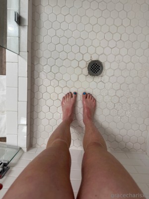 Grace Charis Photo #1144