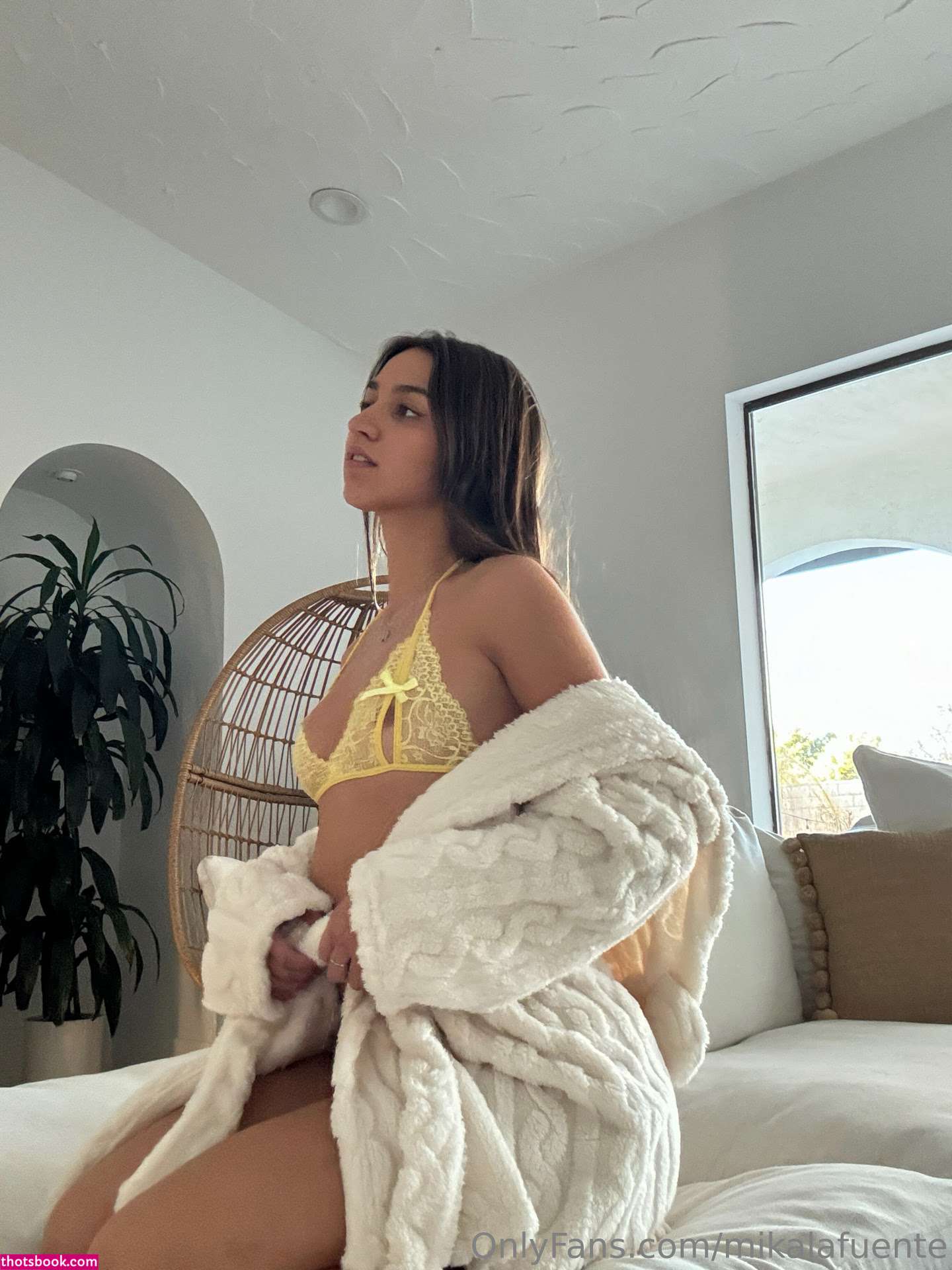 Mikaela Lafuente Photo #1355