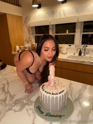 Stella Hudgens Photo #142