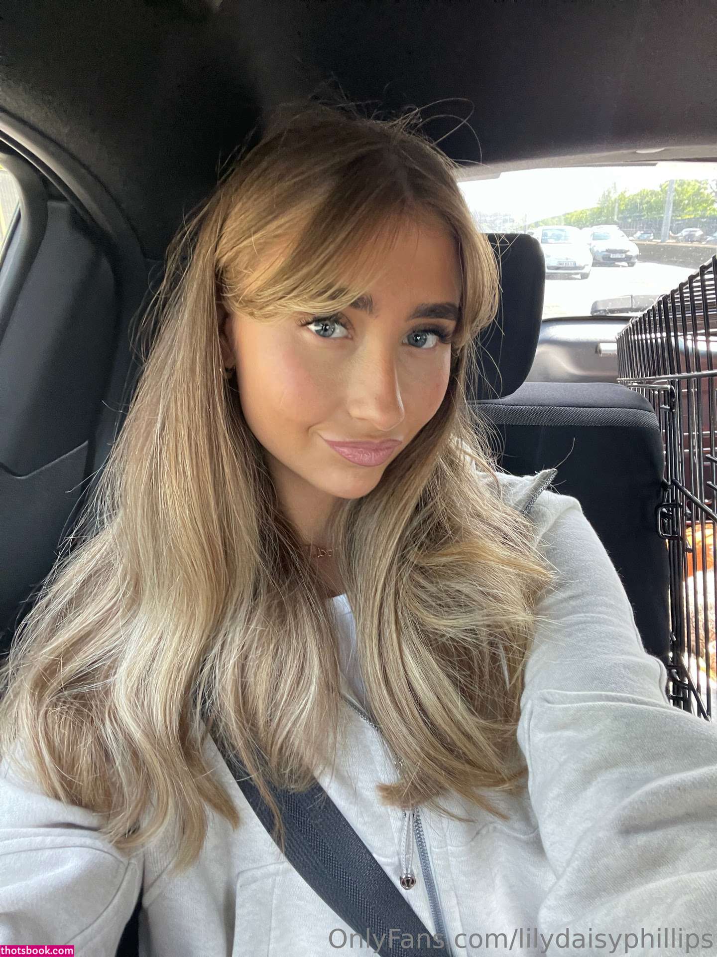 Lillian Phillips Photo #349