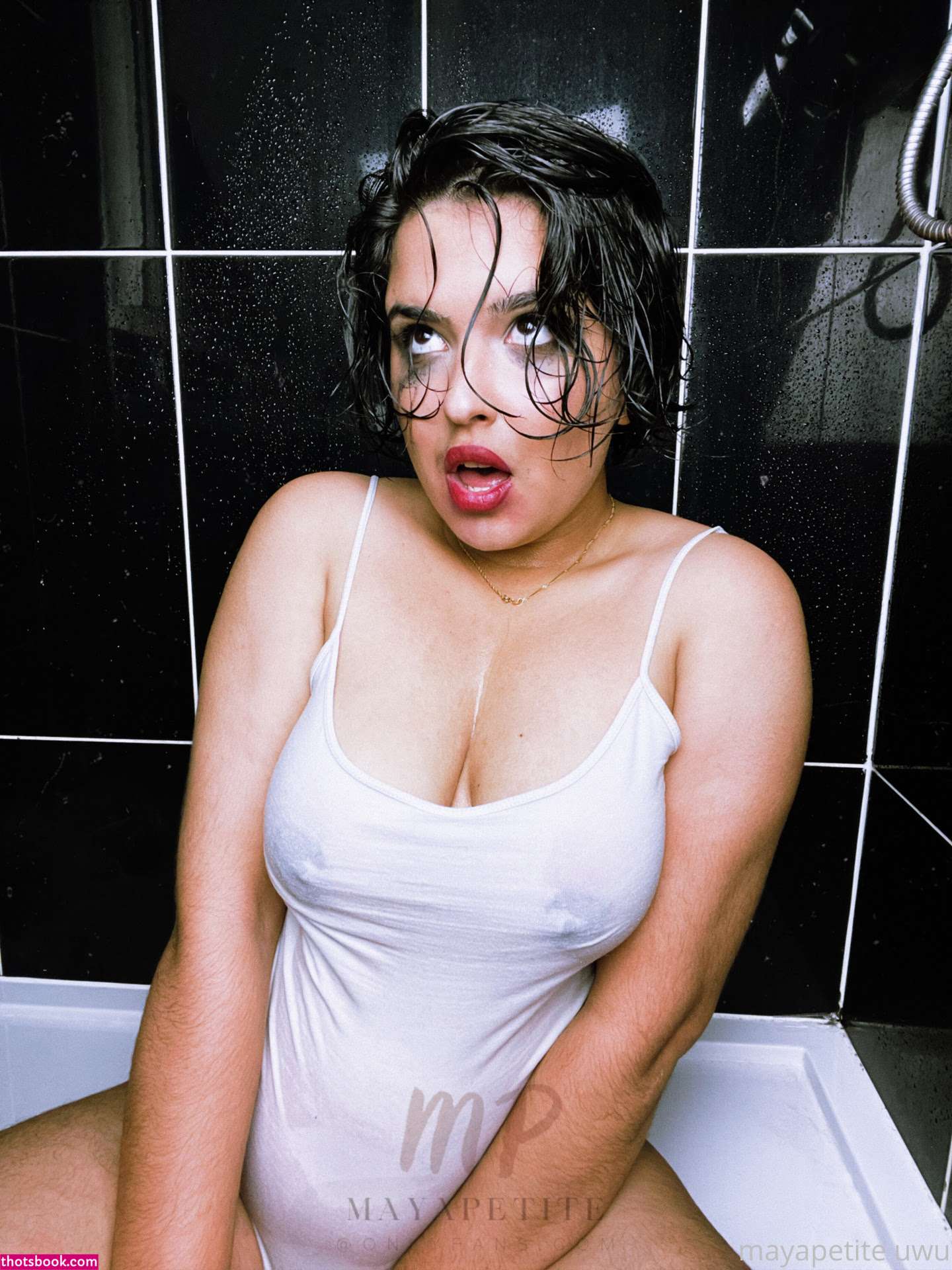 Maya Petite Photo #50