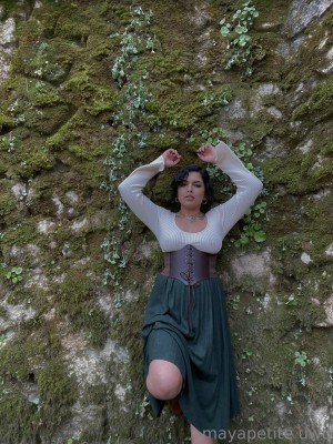 Maya Petite Photo #76