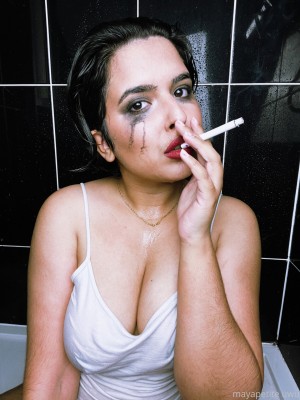 Maya Petite Photo #96