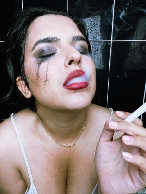 Maya Petite Photo #106