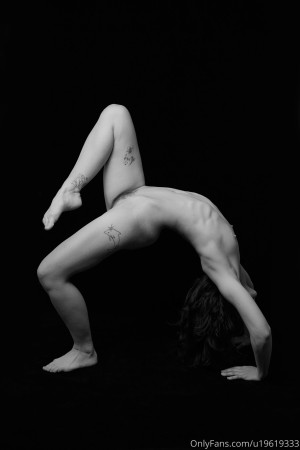 lovecharlaine Photo #79