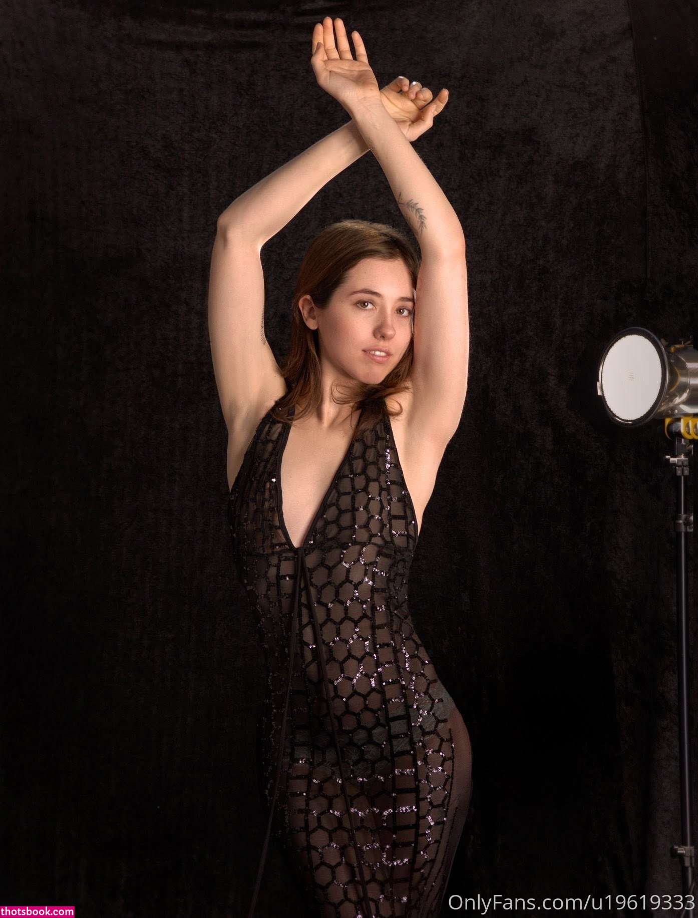 lovecharlaine Photo #122