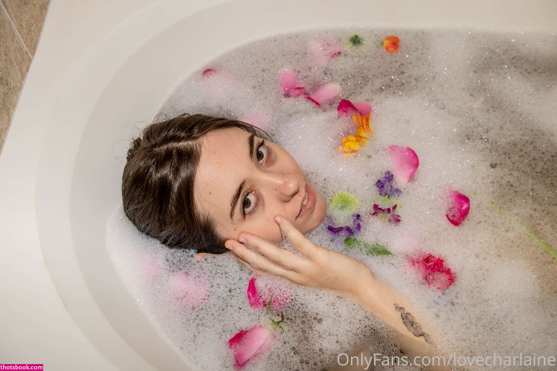 lovecharlaine Photo #174