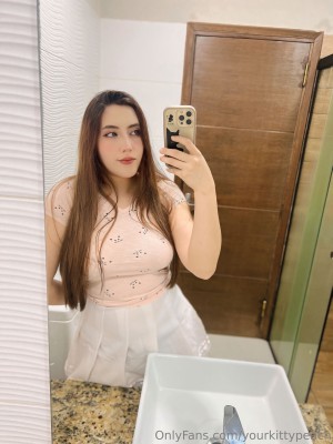 yourkittypeach Photo #9