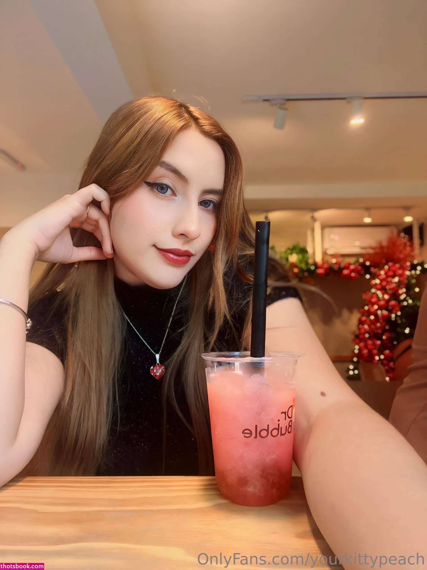 yourkittypeach Photo #125