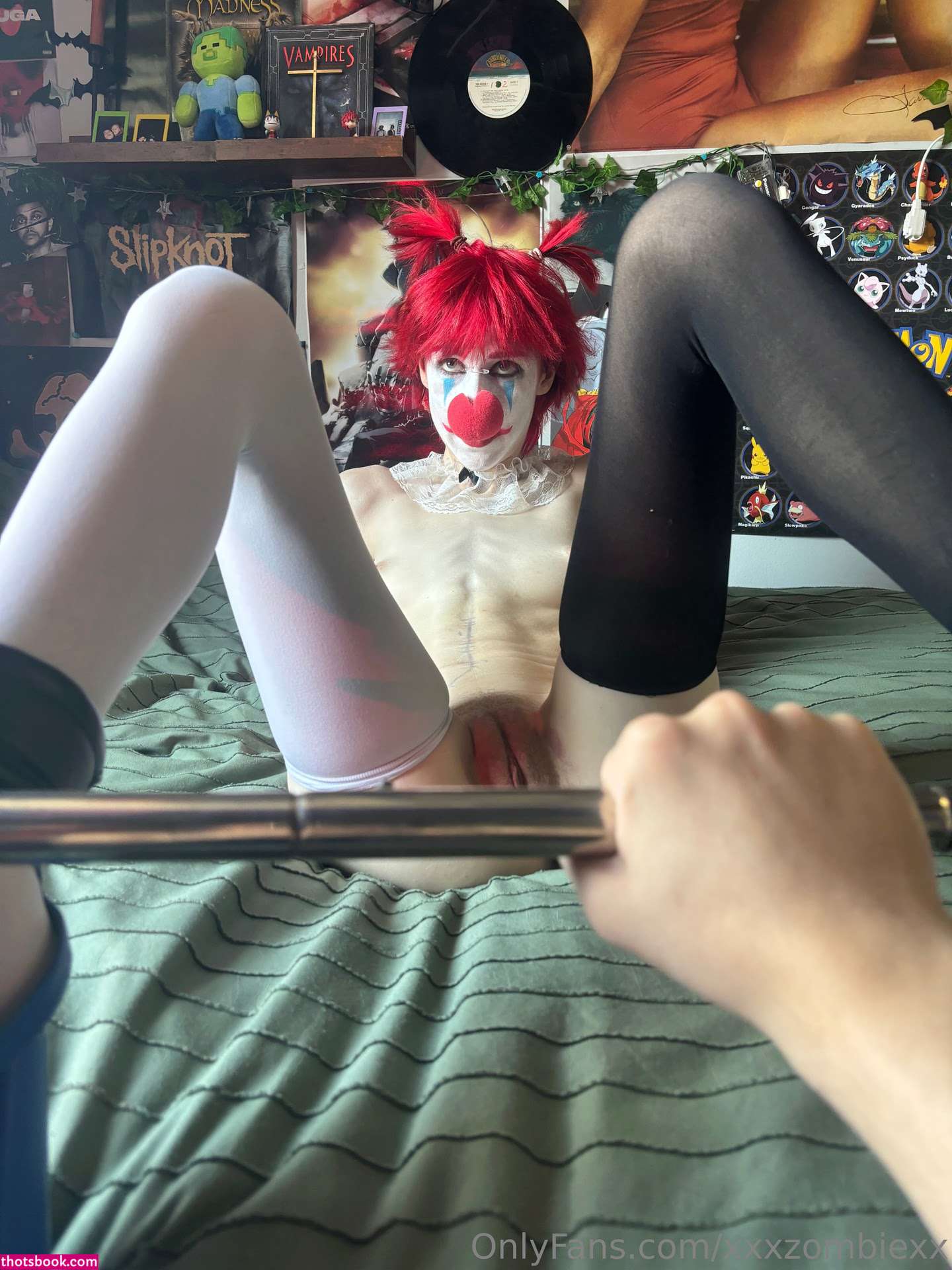 Xxxzombiezx Photo #95