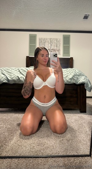 Shelby Parker Photo #60