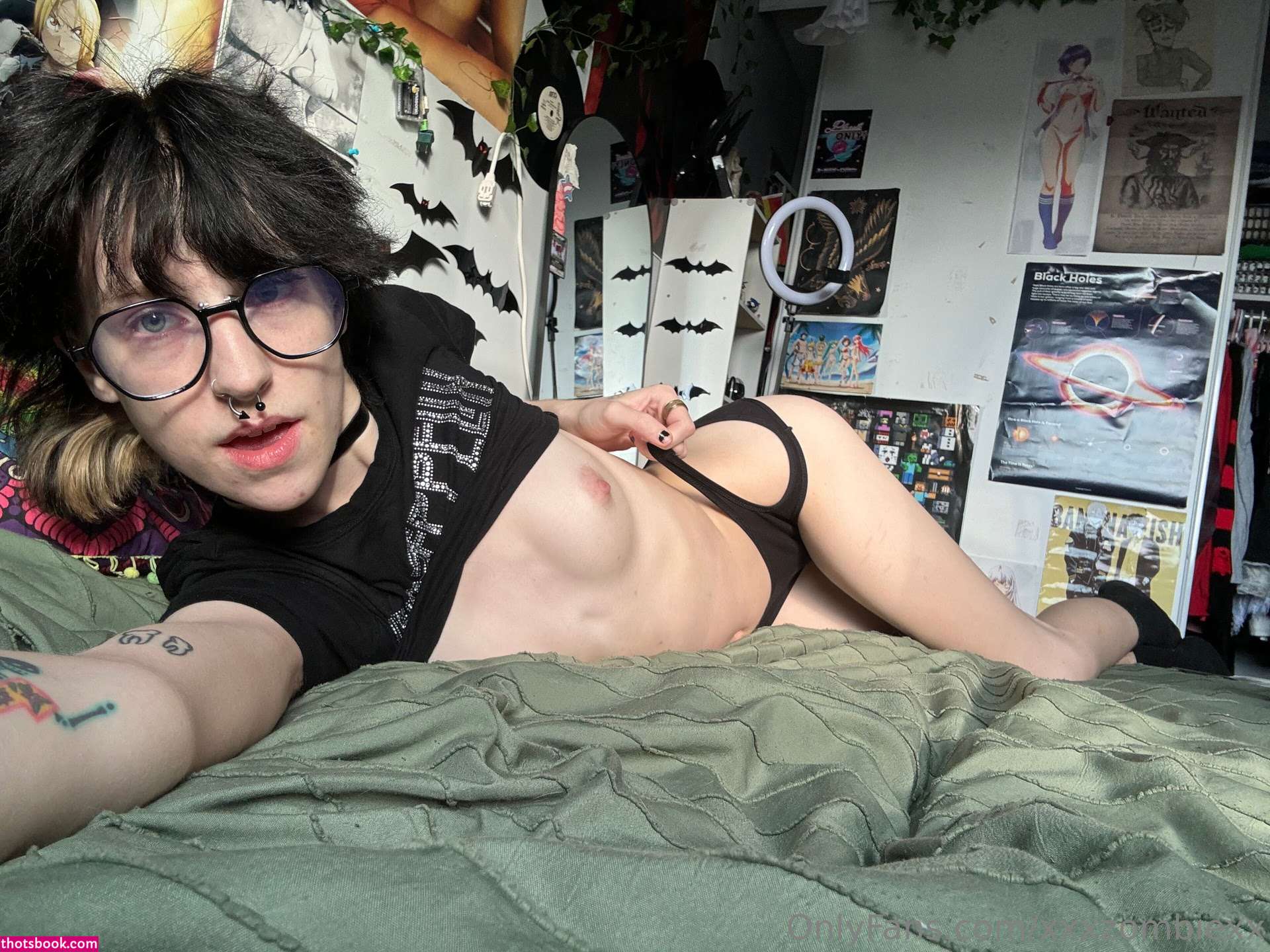 Xxxzombiezx Photo #219