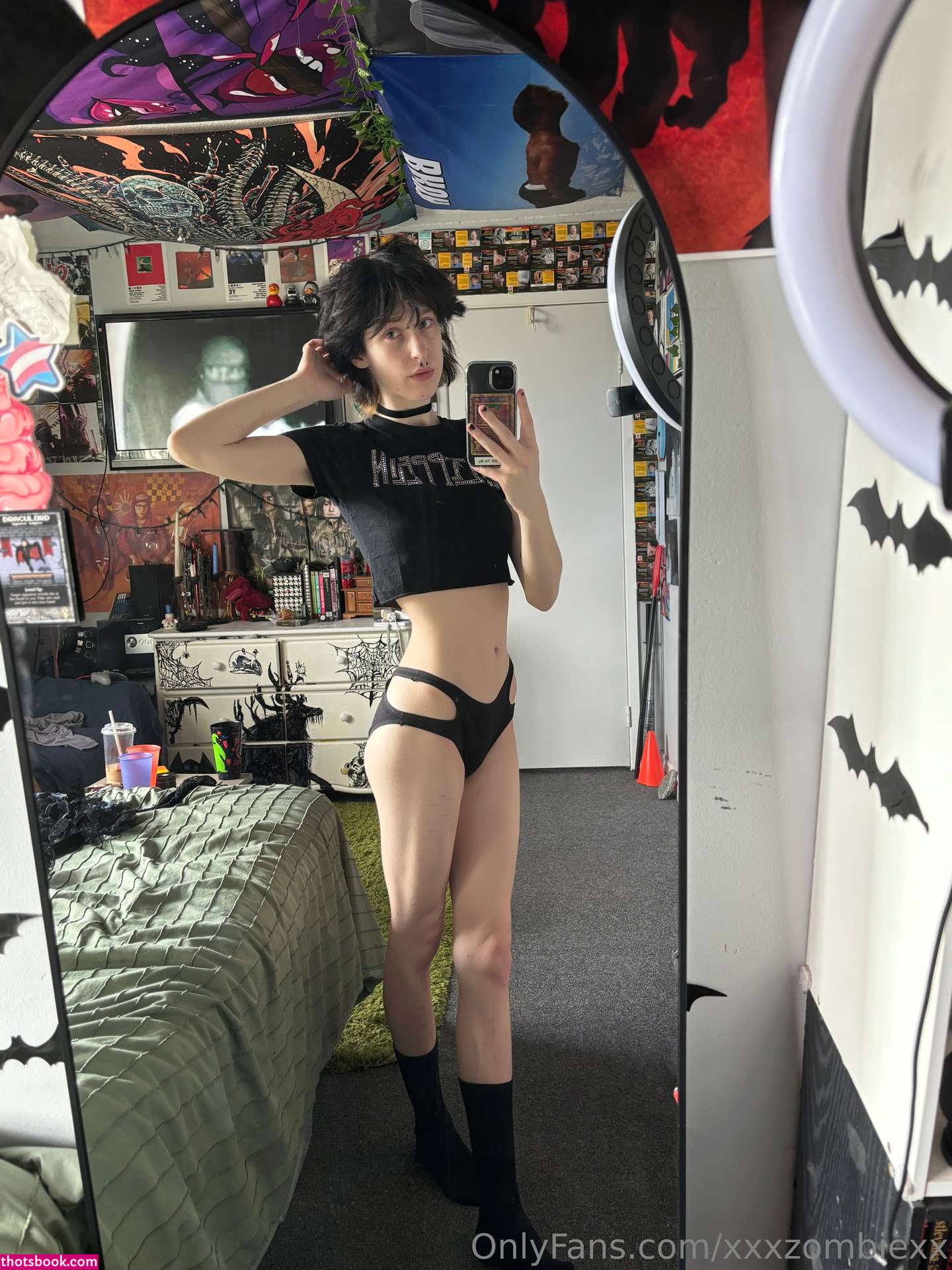 Xxxzombiezx Photo #221