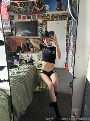 Xxxzombiezx Photo #246