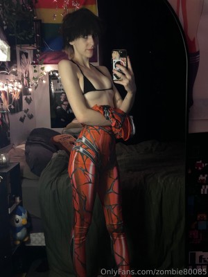 Xxxzombiezx Photo #444