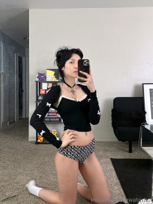 Butterywaterboi Photo #273