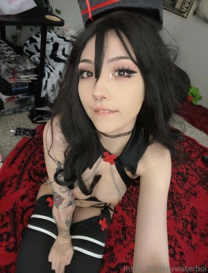 Butterywaterboi Photo #339