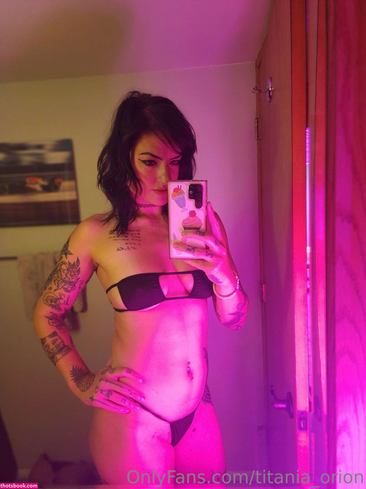 Titania Orion Photo #149