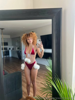 xxxclusiveyaz Photo #15