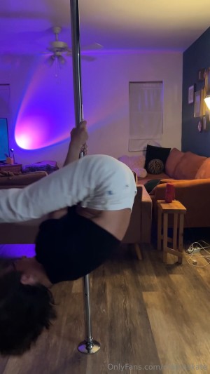 Mamaskatevip Video #98