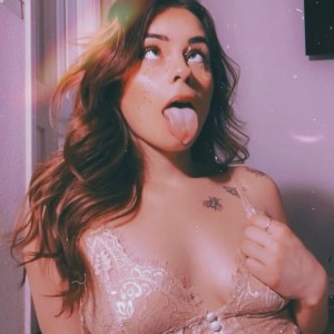 Aliice Apple Photo #13