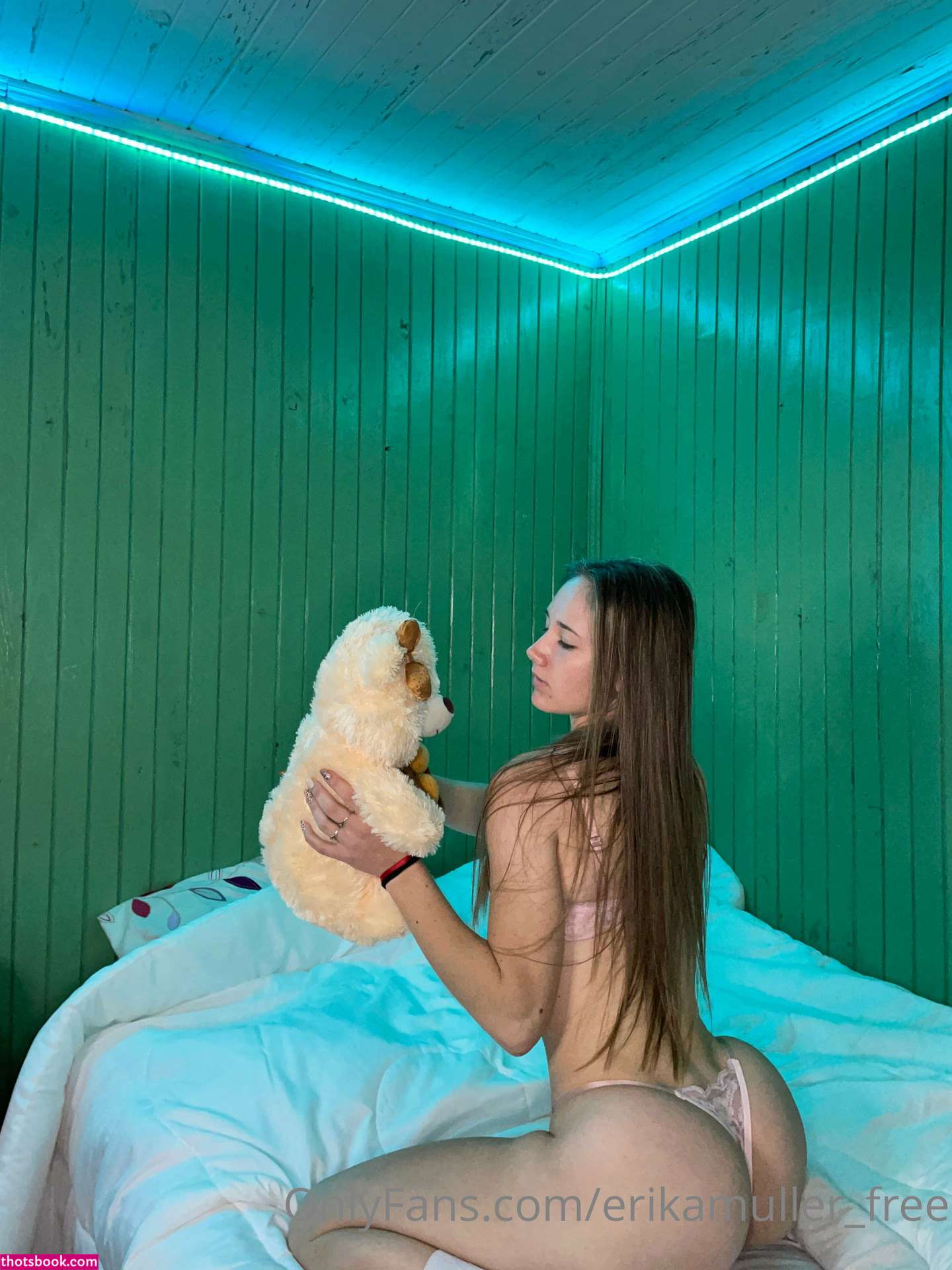 Erikamuller18 Photo #60