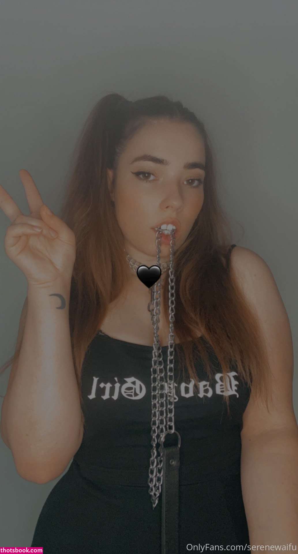 Serenewaifu Photo #22