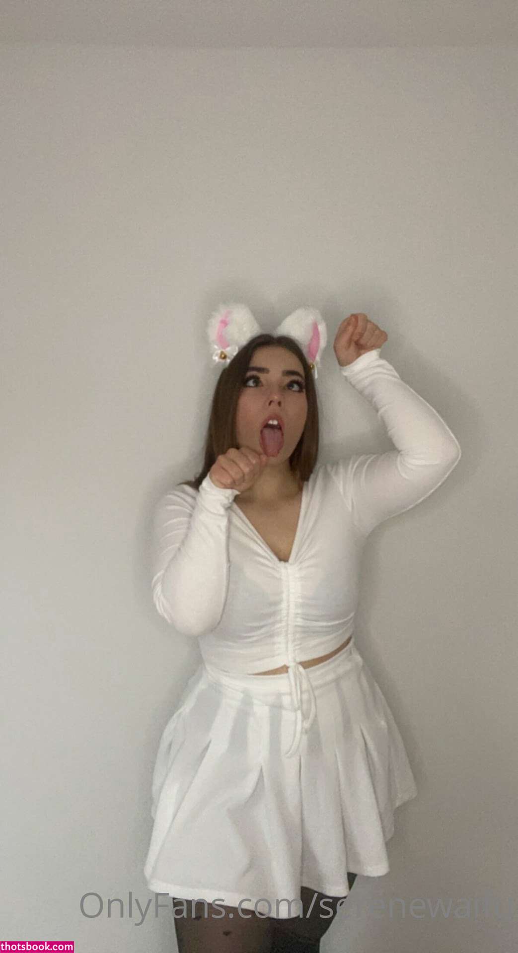 Serenewaifu Photo #189