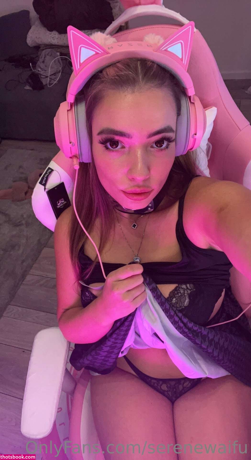 Serenewaifu Photo #235