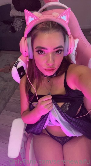 Serenewaifu Photo #235