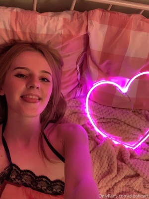 Cleossecretlife Photo #261