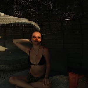 Ecem Karavus Photo #2